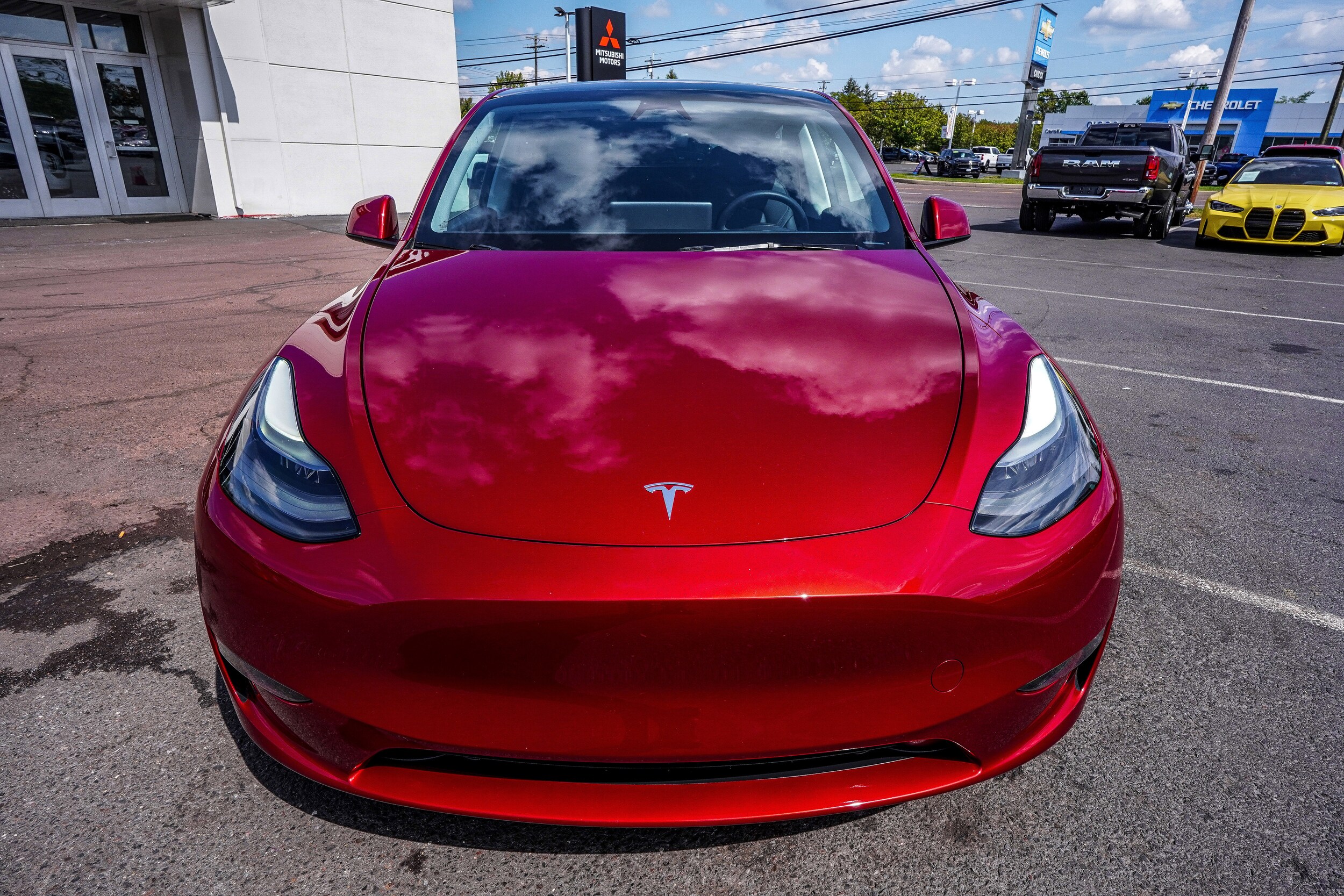 2024 Tesla Model Y Performance photo 2