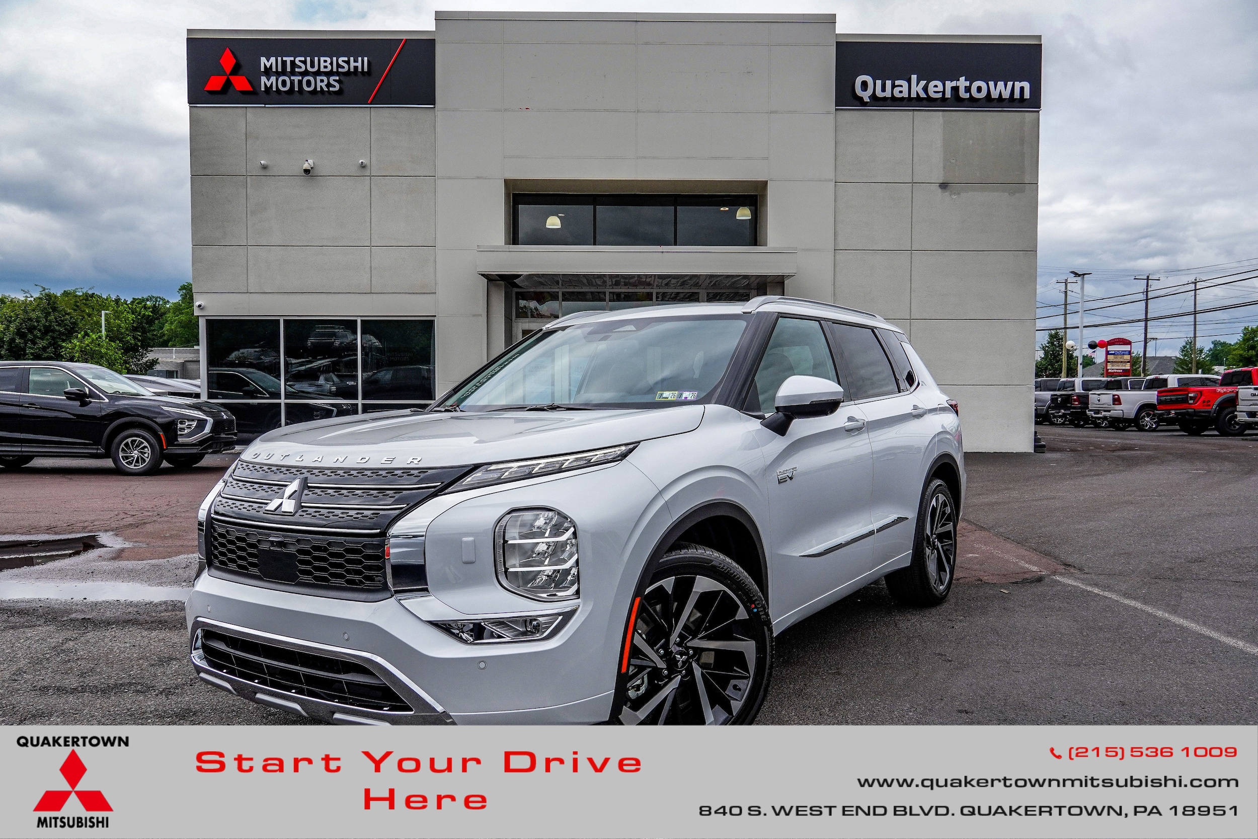 2025 Mitsubishi Outlander Plug-in Hybrid SEL's photo