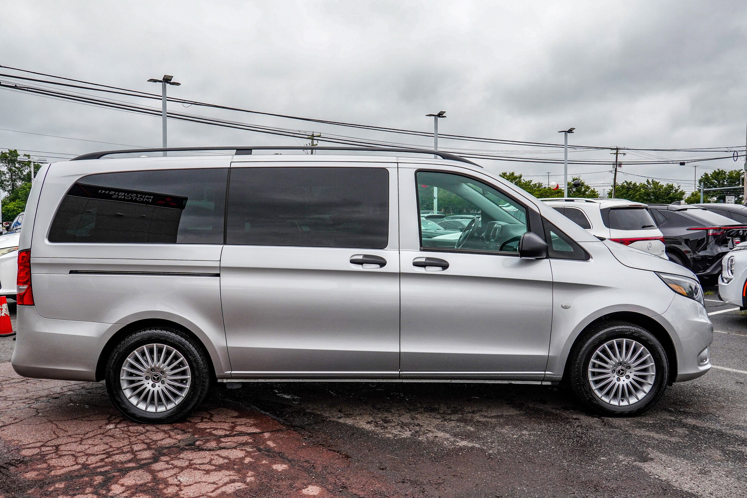 2023 Mercedes Benz Metris photo 4