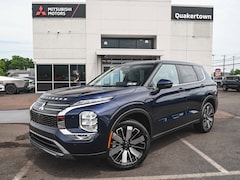 2025 Mitsubishi Outlander SE SUV