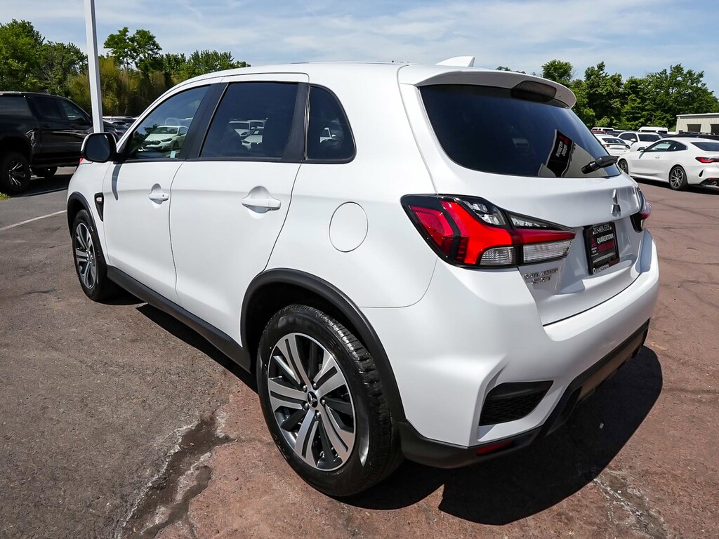 Used 2024 Mitsubishi Outlander Sport 2.0 SE SUV
