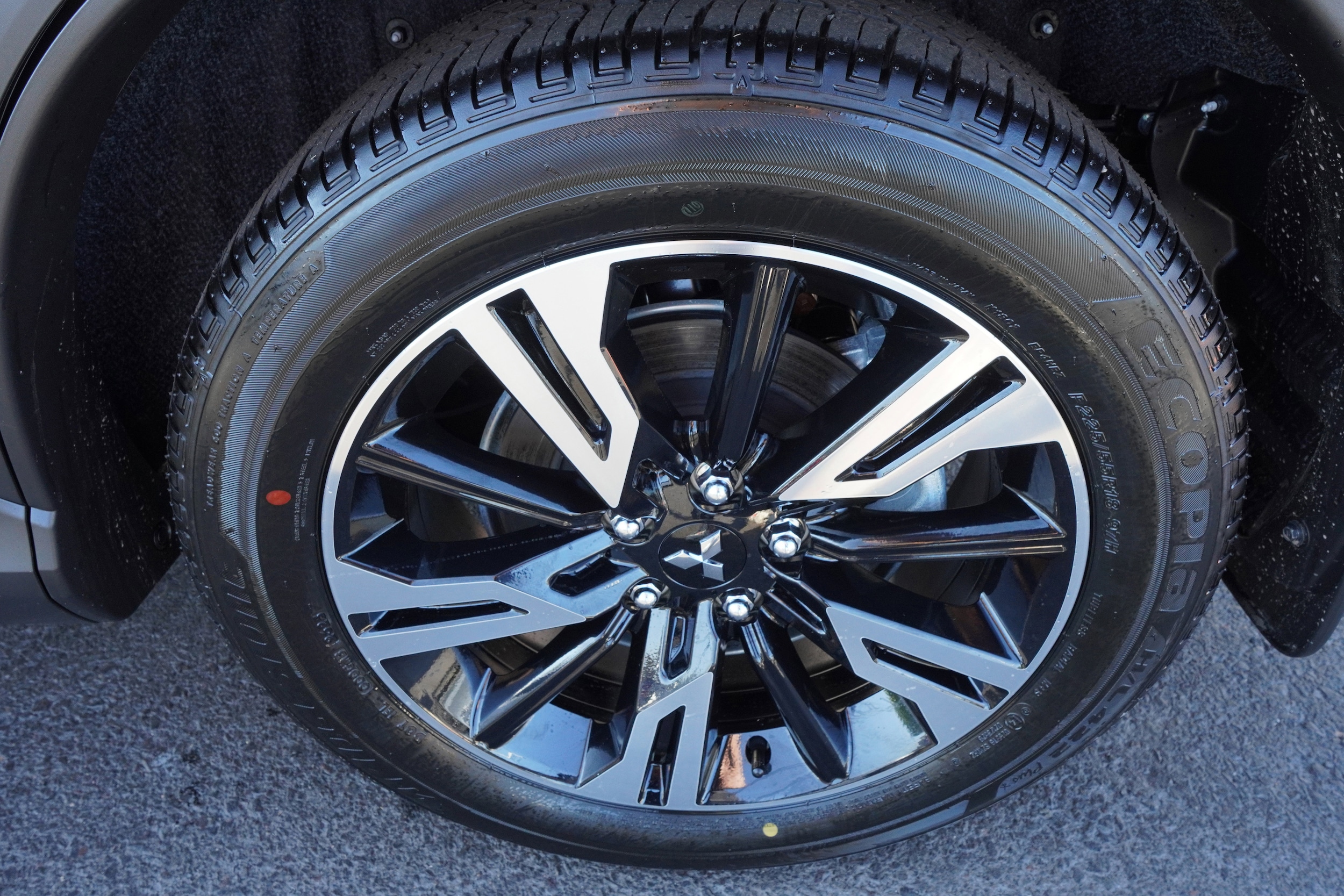 2026 Mitsubishi Eclipse Cross SE - Photo 9