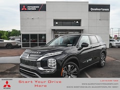 2025 Mitsubishi Outlander SE SUV