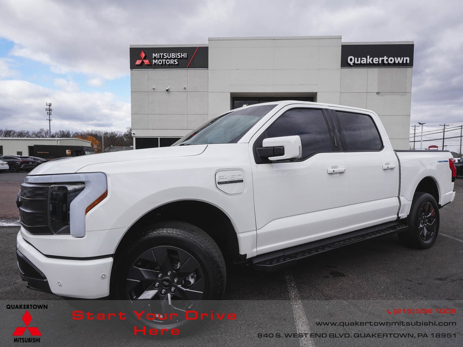 2022 Ford F-150 Lightning Lariat's photo