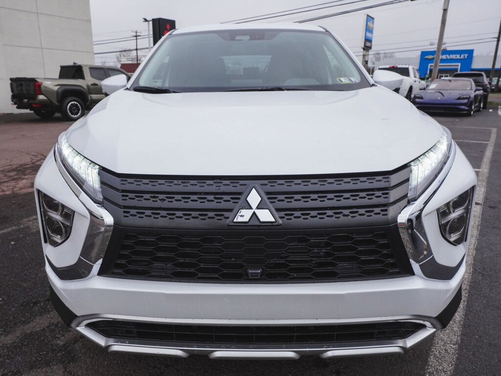 New 2026 Mitsubishi Eclipse Cross SE SUV
