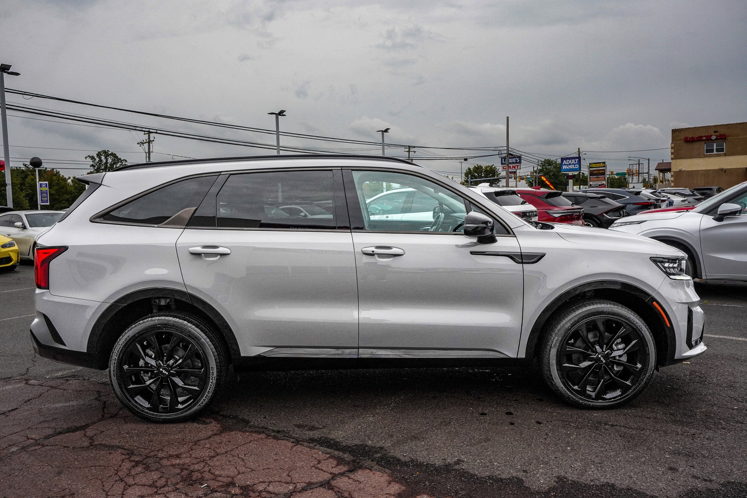2022 Kia Sorento SX photo 3