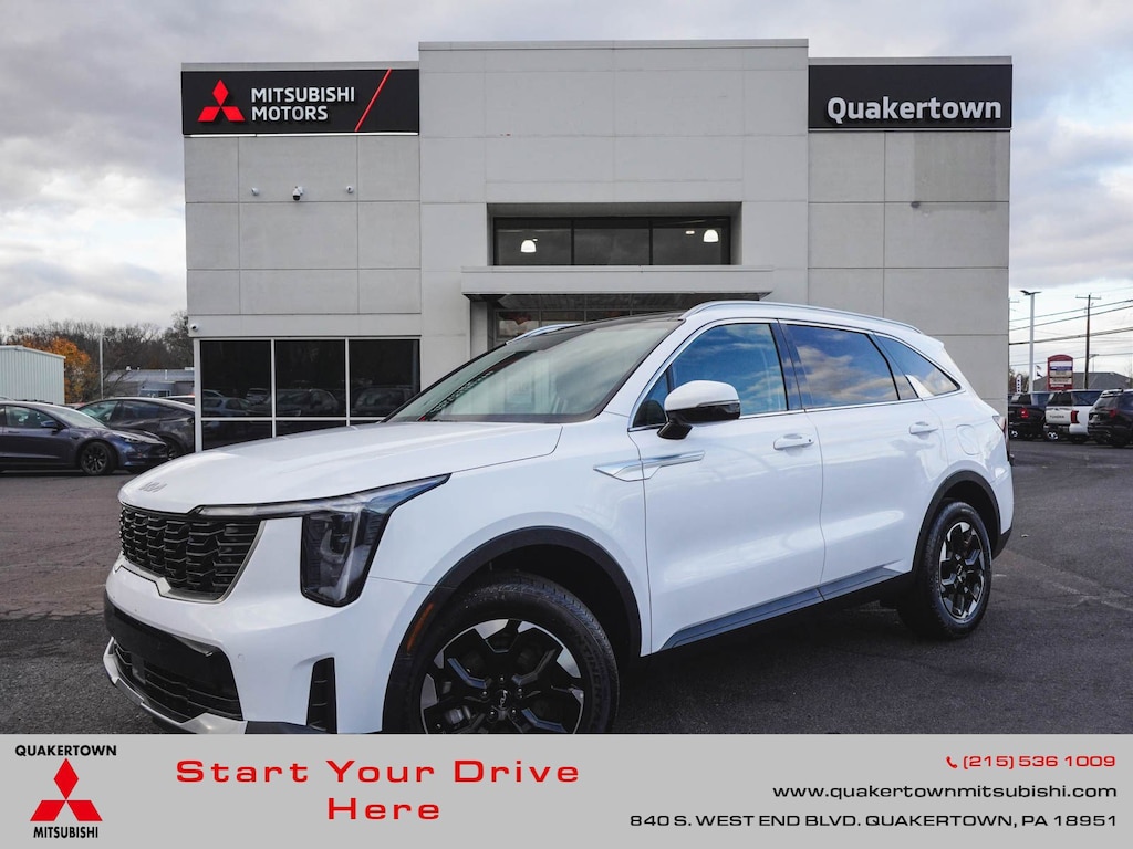 Used 2024 Kia Sorento S SUV