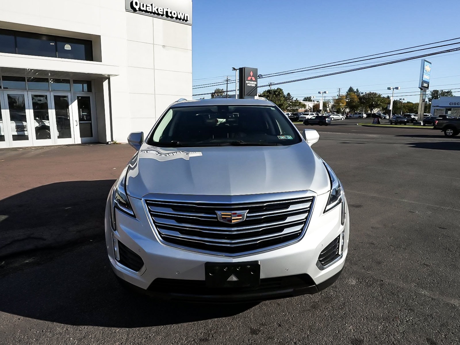 Used 2018 Cadillac XT5 Premium Luxury with VIN 1GYKNFRS8JZ171748 for sale in Quakertown, PA