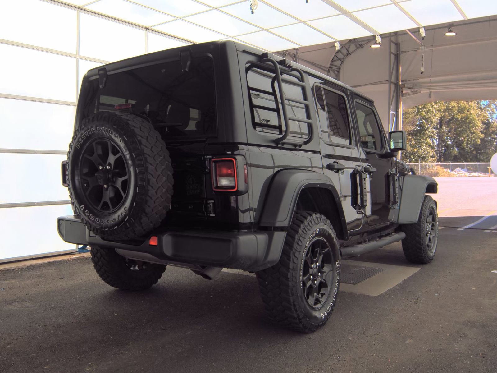 2023 Jeep Wrangler 4xe Willys photo 2