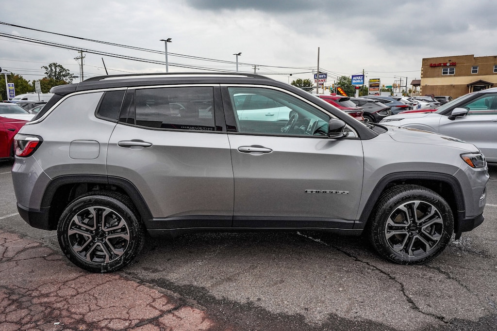 Used 2022 Jeep Compass Limited SUV