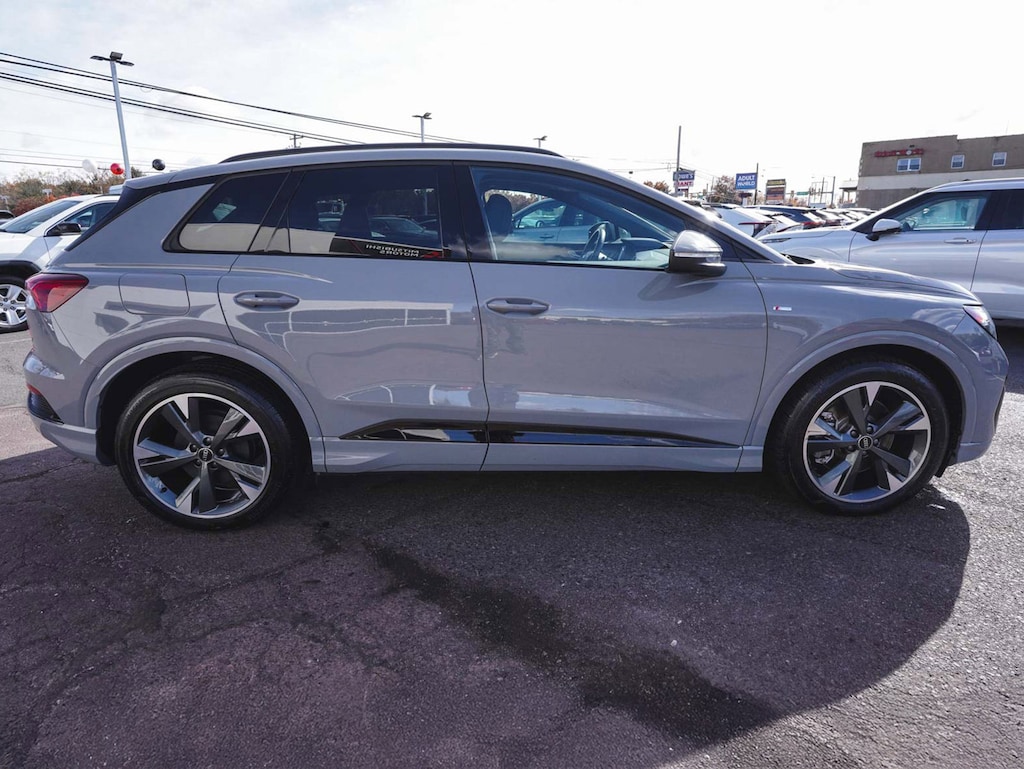Used 2025 Audi Q4 e-tron 55 Premium SUV