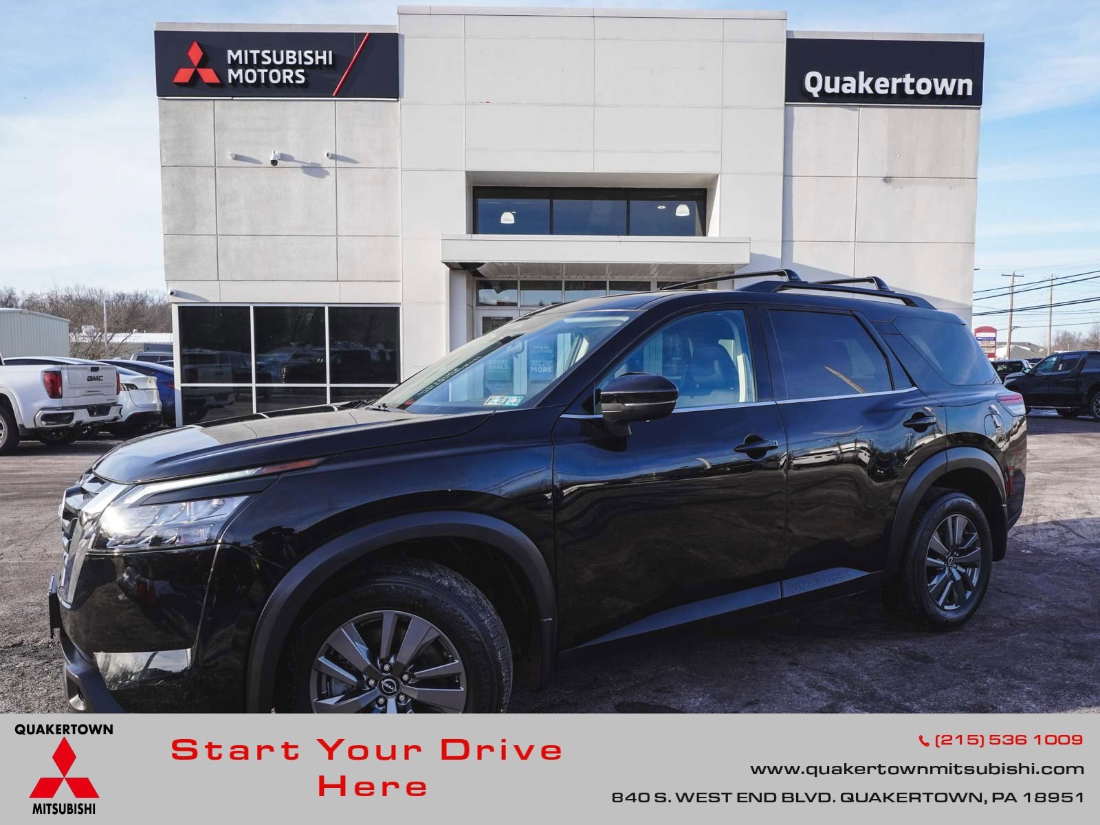 2024 Nissan Pathfinder SV