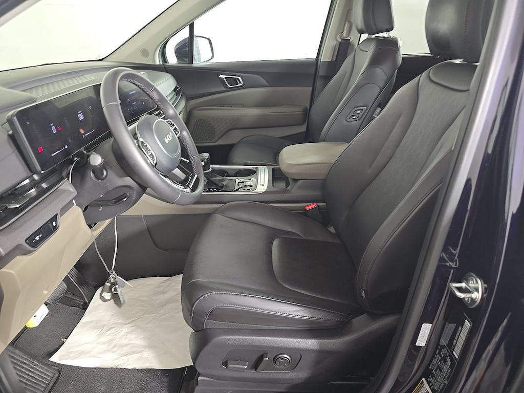 Used 2025 Kia Carnival EX Van Passenger Van
