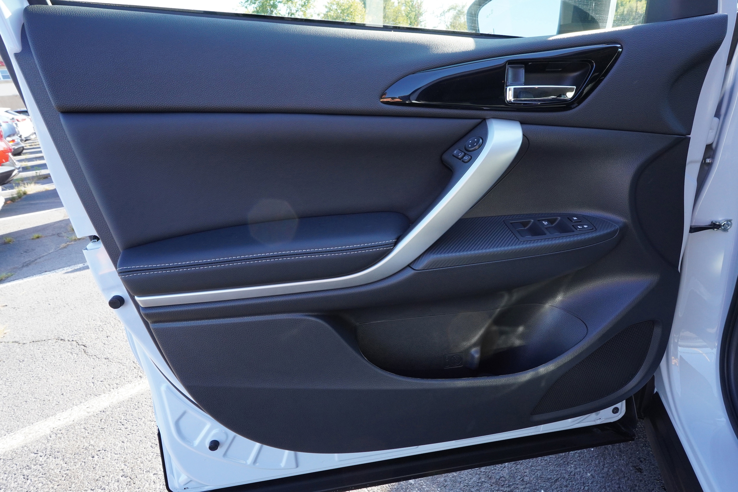 2026 Mitsubishi Eclipse Cross SE - Photo 11
