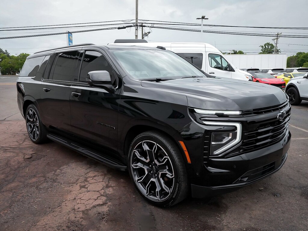 Used 2026 Chevrolet Suburban RST SUV