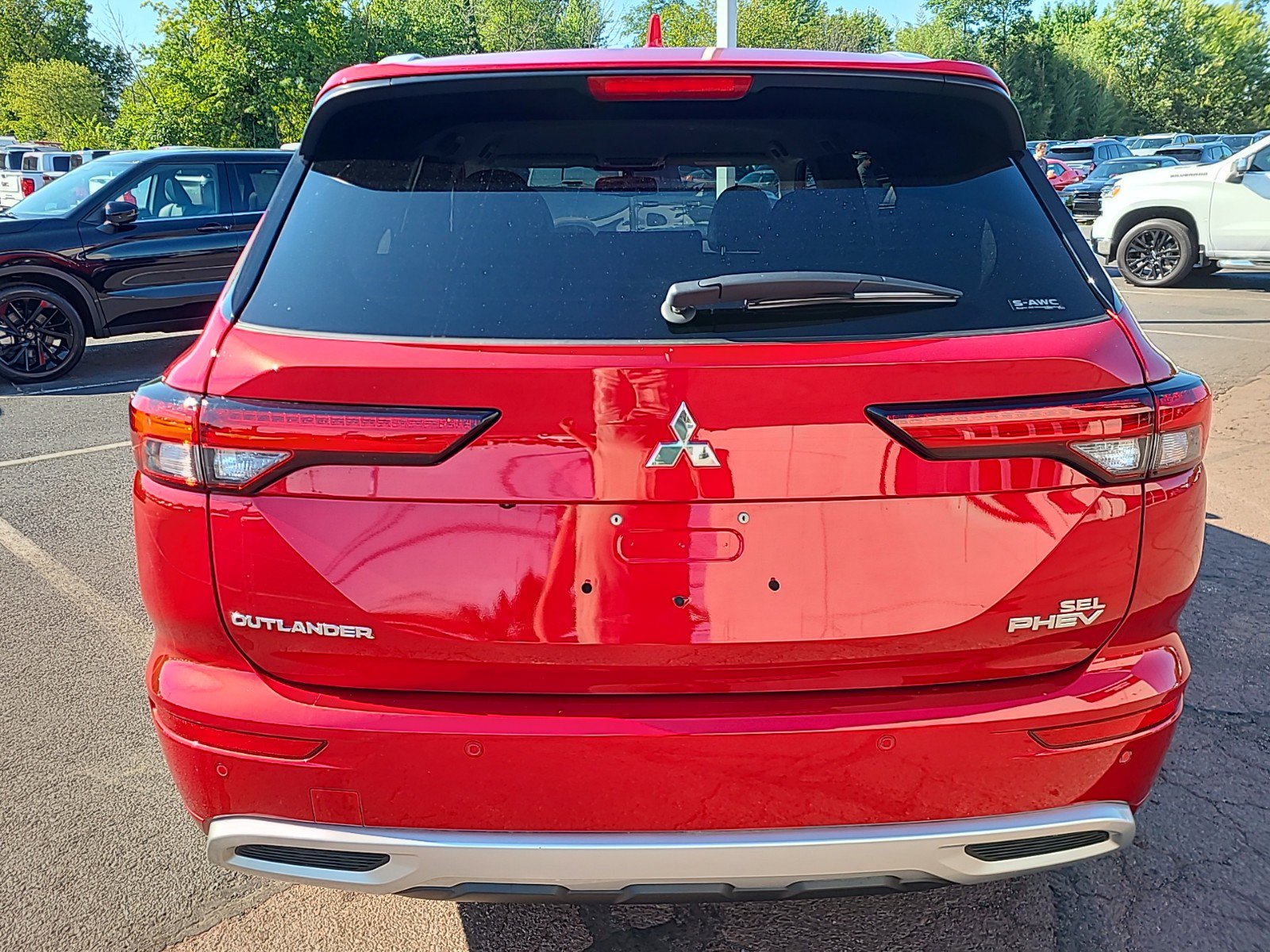 2024 Mitsubishi Outlander PHEV SEL photo 4