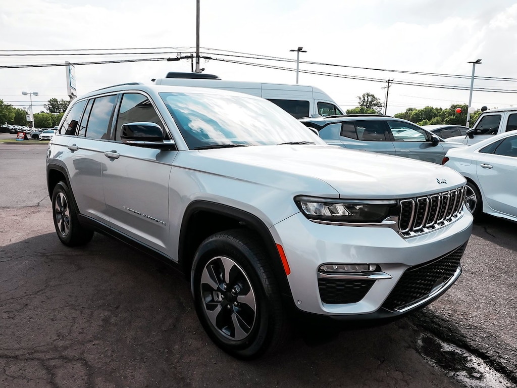 Used 2024 Jeep Grand Cherokee 4xe Base SUV