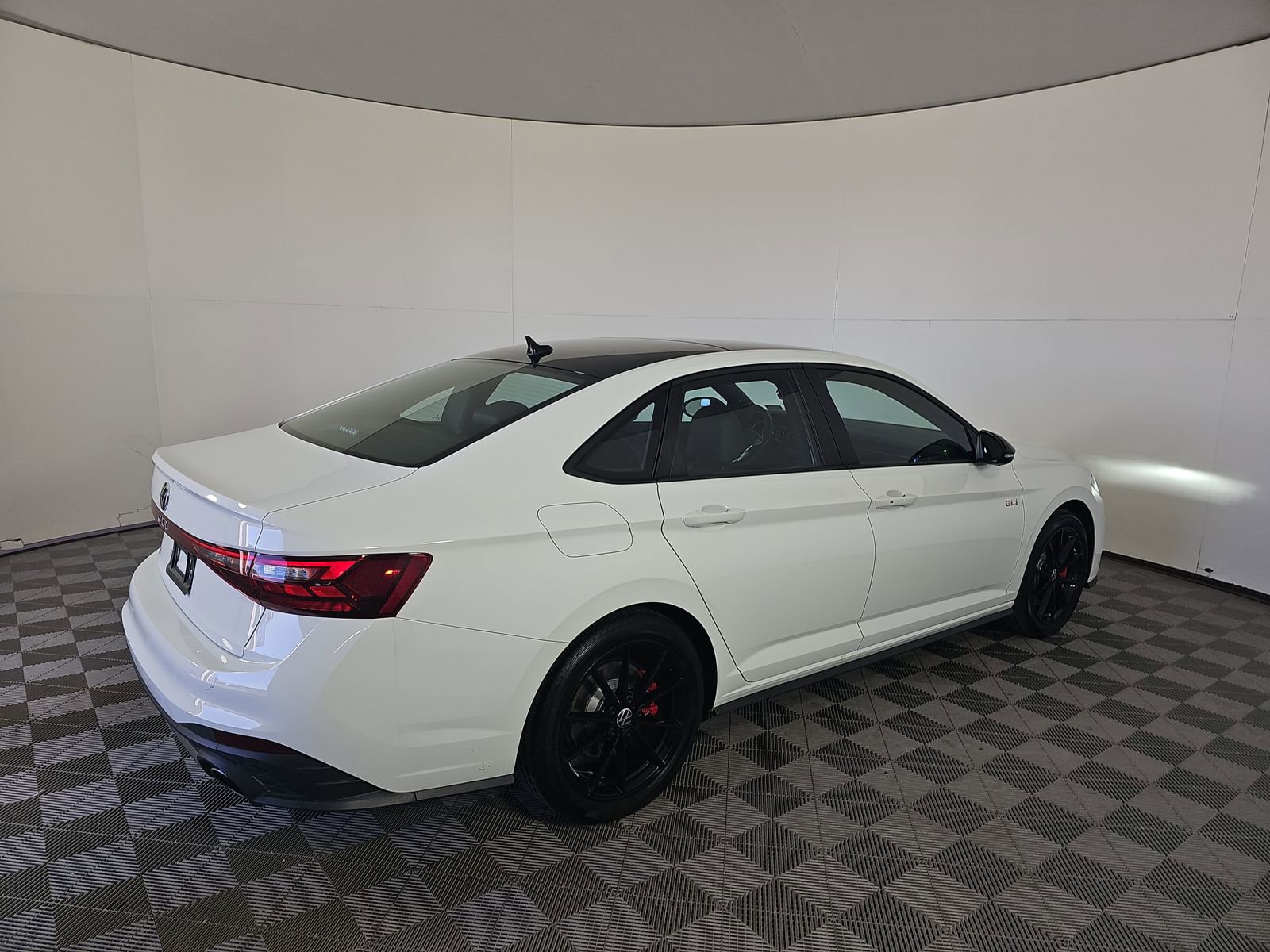 2025 Volkswagen Jetta GLI 2.0T Autobahn photo 2