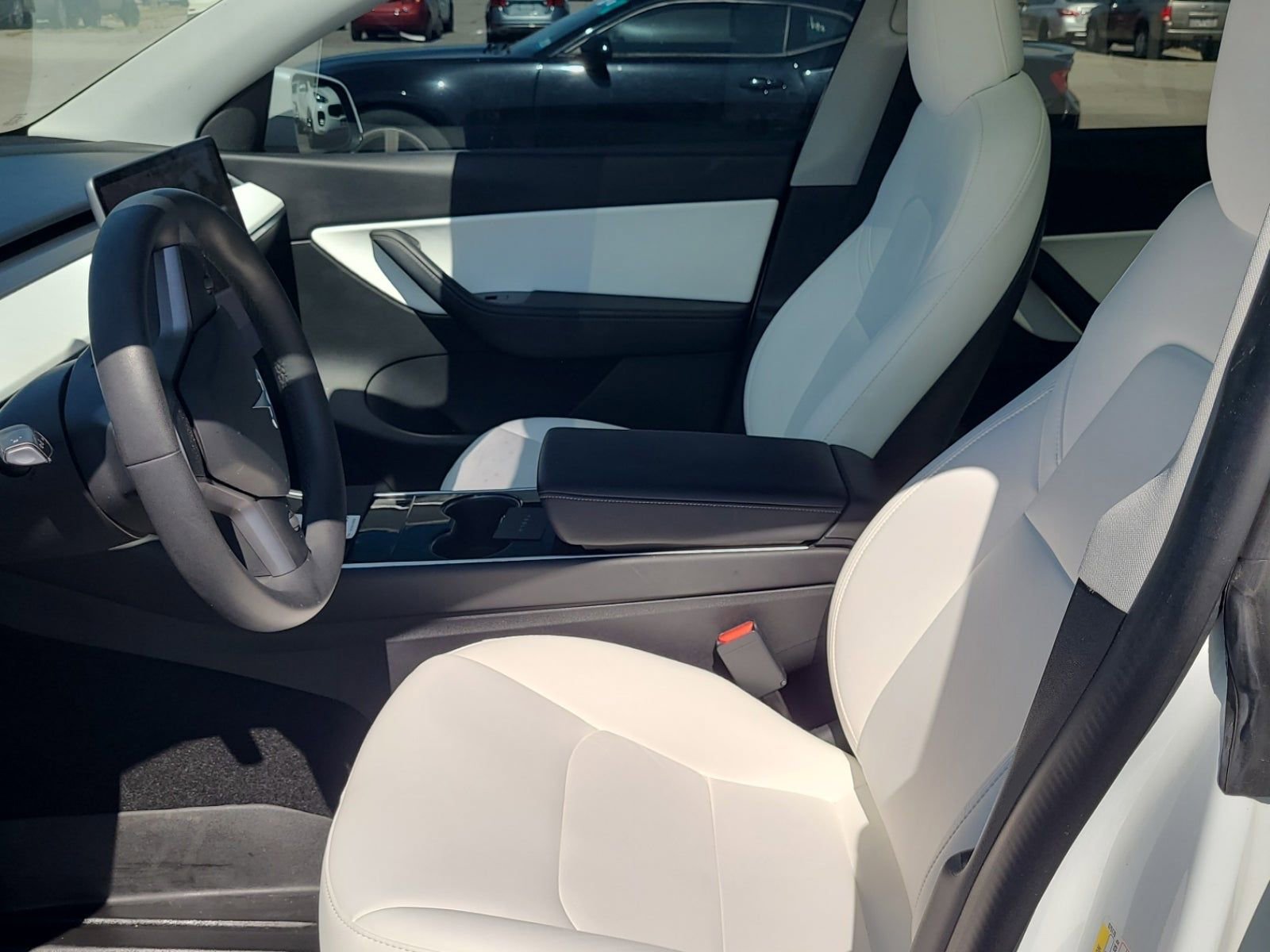 2021 Tesla Model Y Long Range photo 3