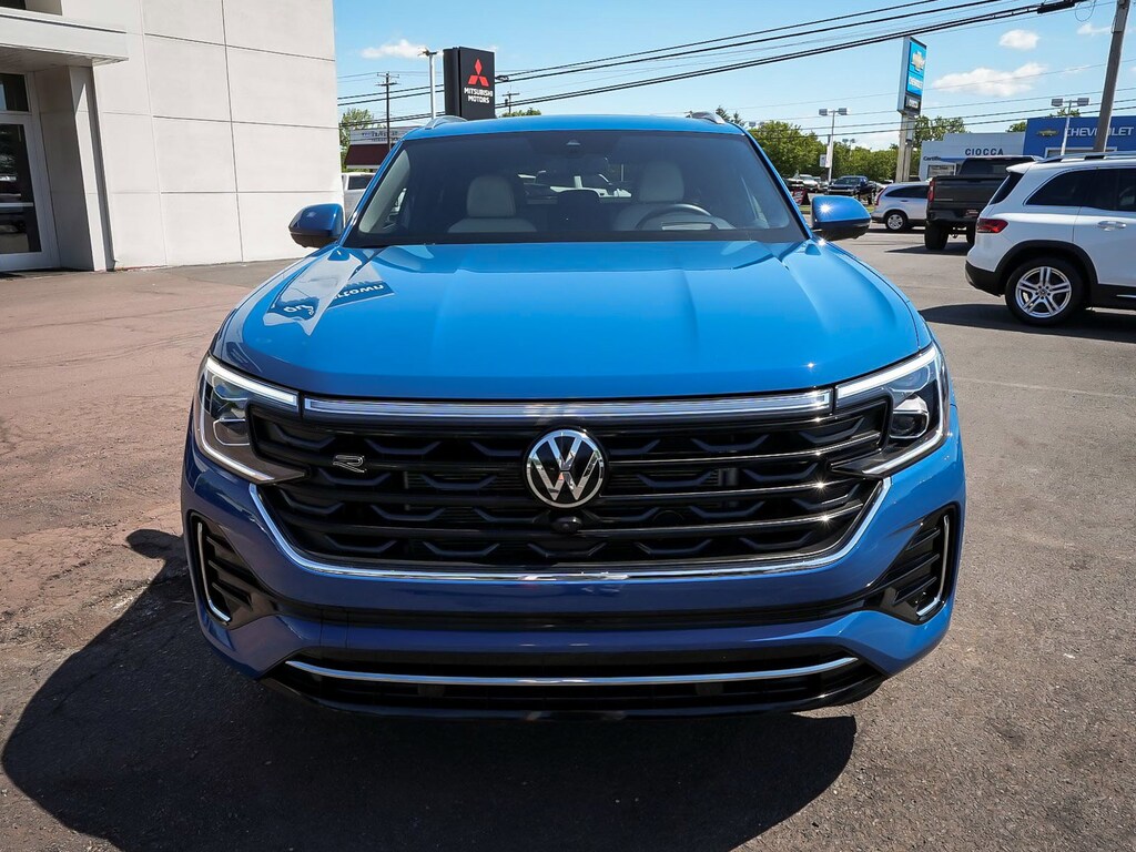 Used 2026 Volkswagen Atlas Cross Sport 2.0T SEL Premium R-Line SUV