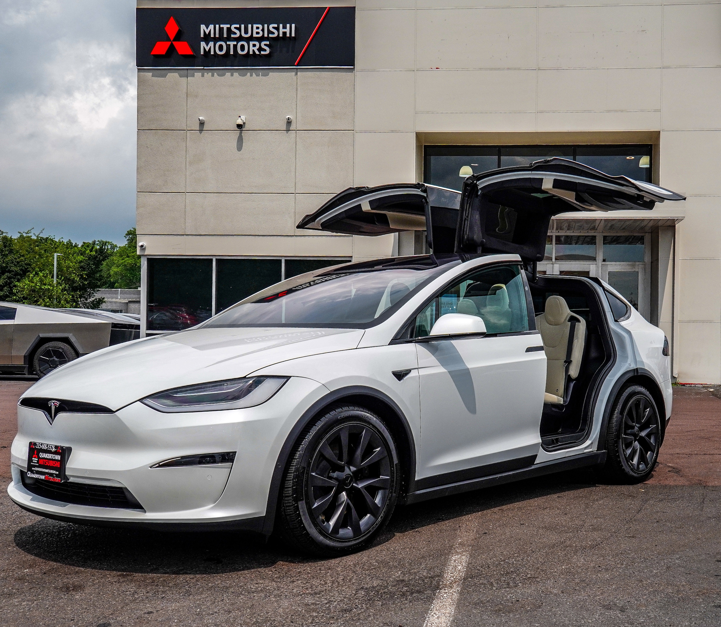 Used 2022 Tesla Model X Long Range with VIN 7SAXCDE54NF356660 for sale in Quakertown, PA