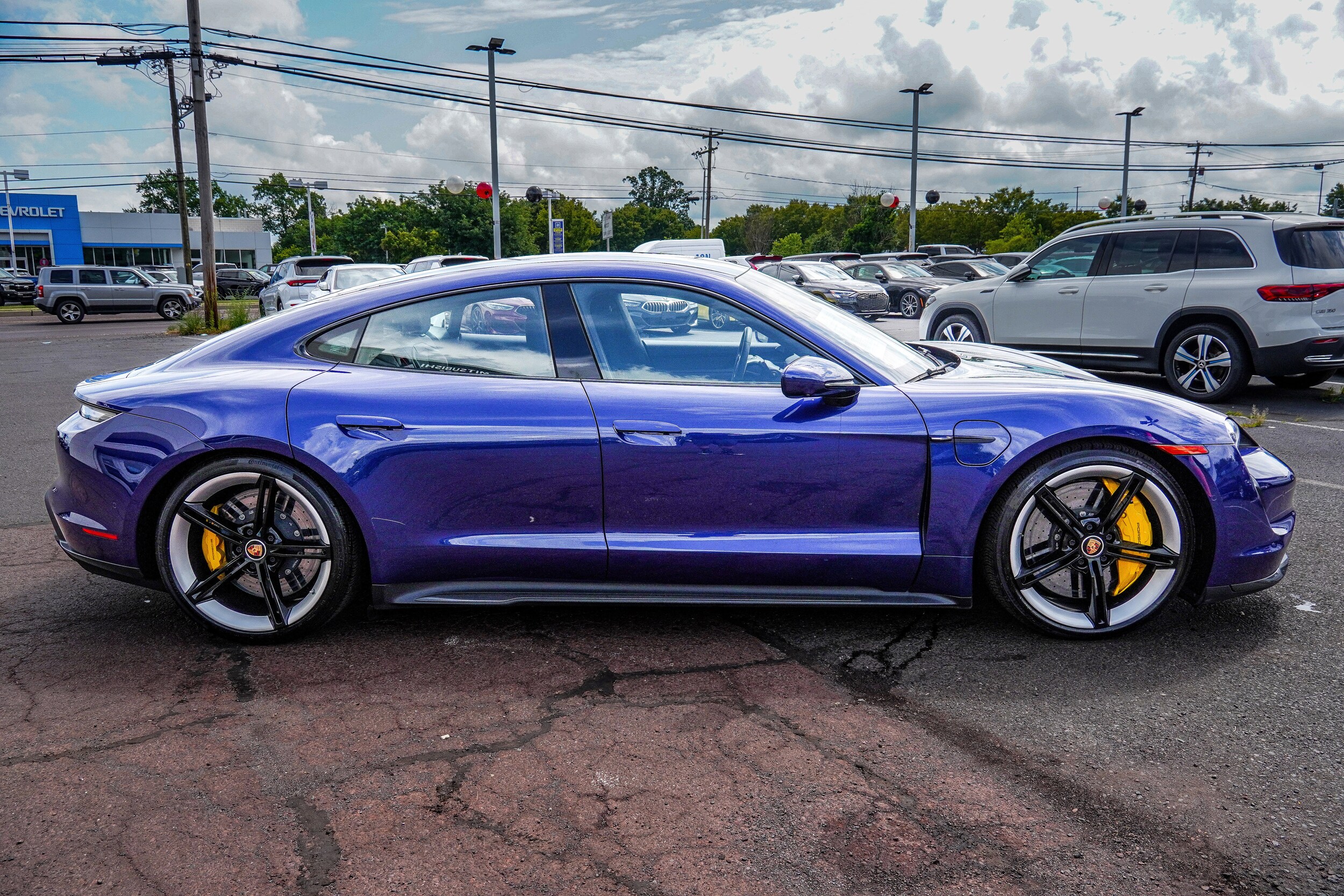 2020 Porsche Taycan Turbo S photo 4