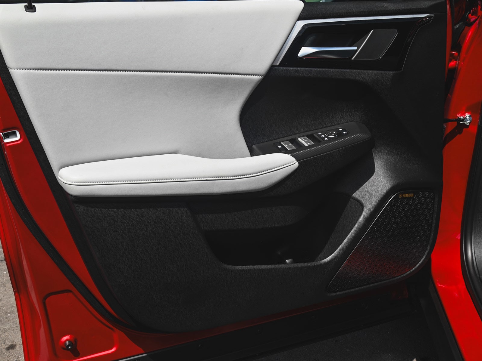 2025 Mitsubishi Outlander SE - Photo 8