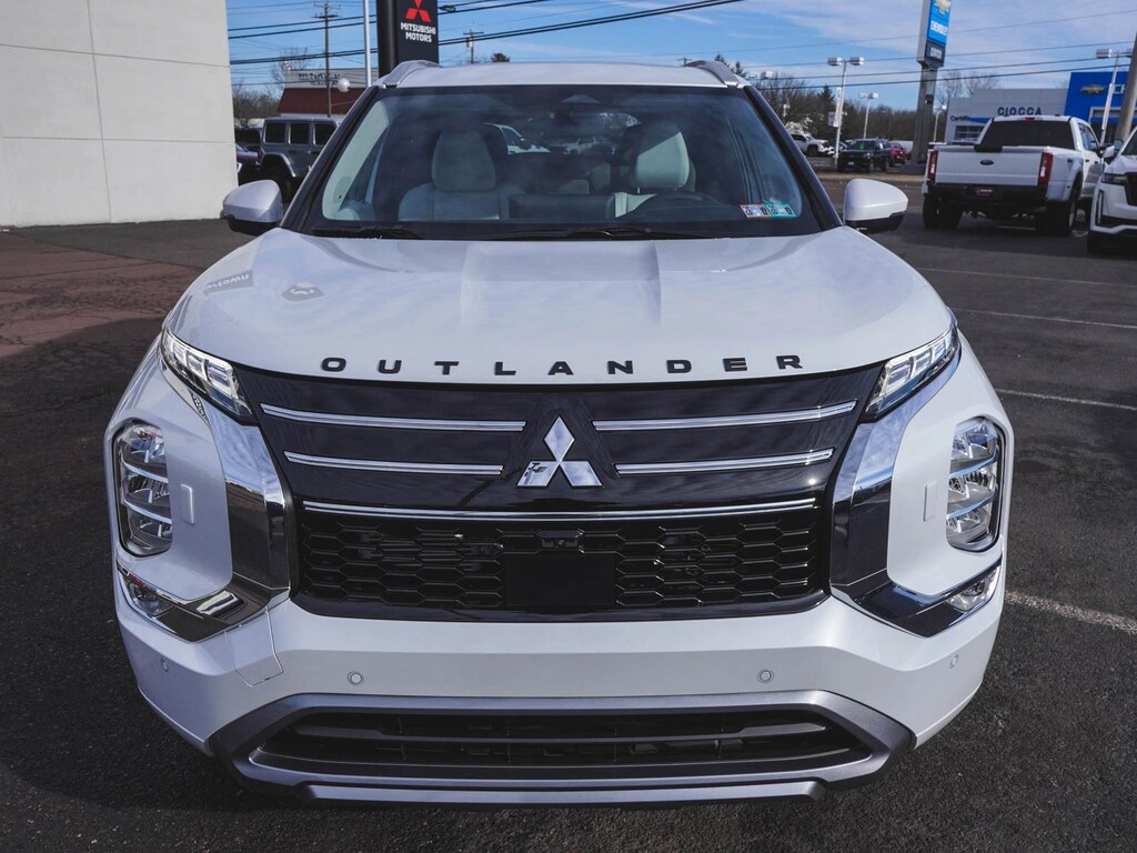 New 2026 Mitsubishi Outlander SEL SUV