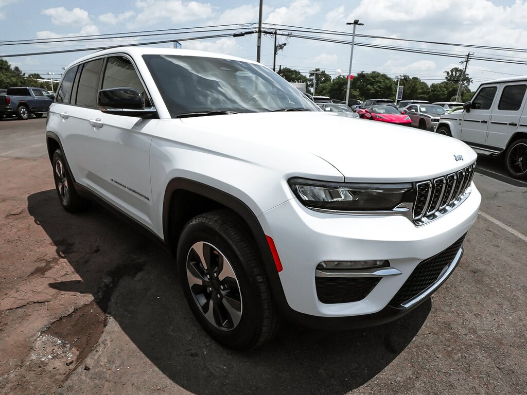 Used 2025 Jeep Grand Cherokee 4xe Base SUV