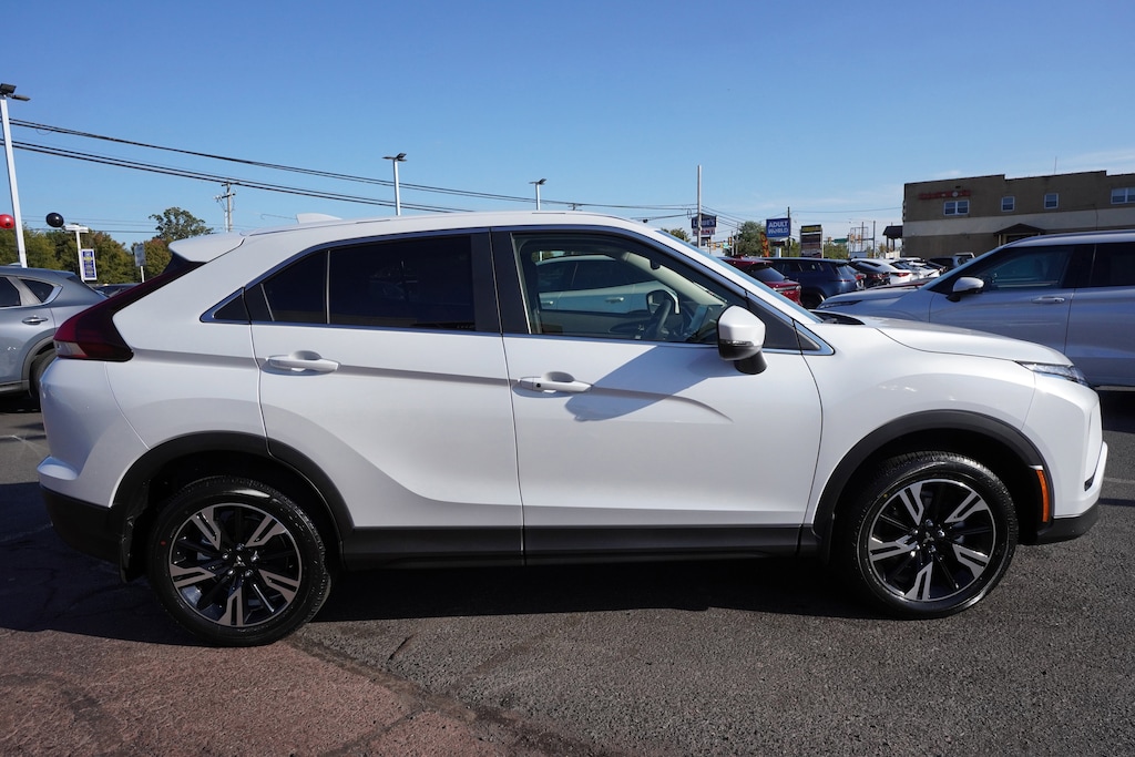 New 2026 Mitsubishi Eclipse Cross SE SUV