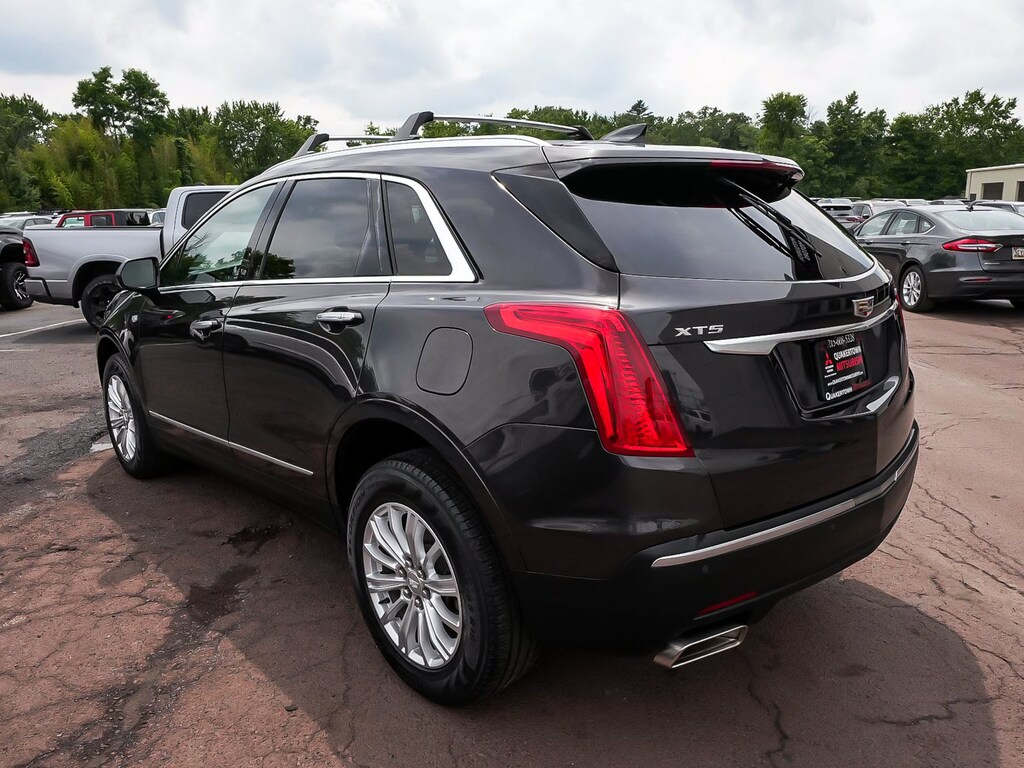 Used 2018 CADILLAC XT5 Base SUV