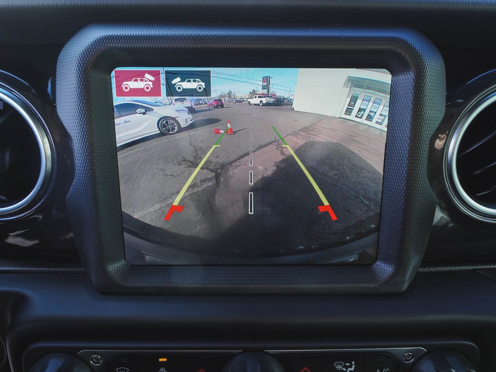 2023 Jeep Wrangler 4-Door Rubicon 392 - Photo 18