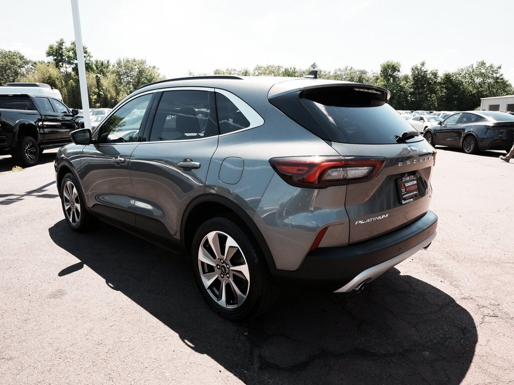Used 2024 Ford Escape Platinum SUV