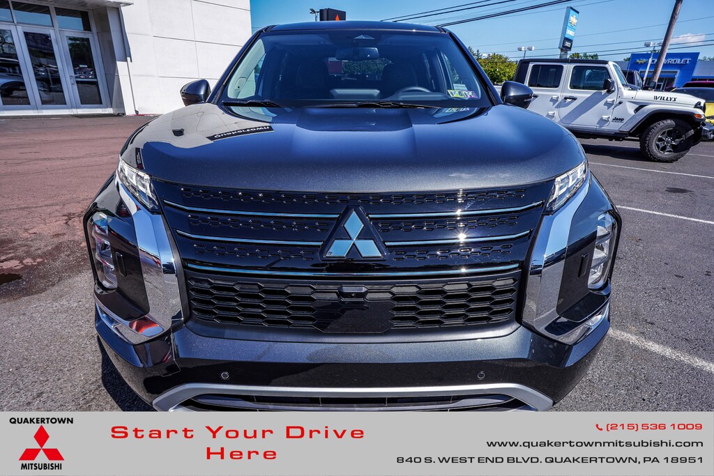 New 2025 Mitsubishi Outlander PHEV SE SUV