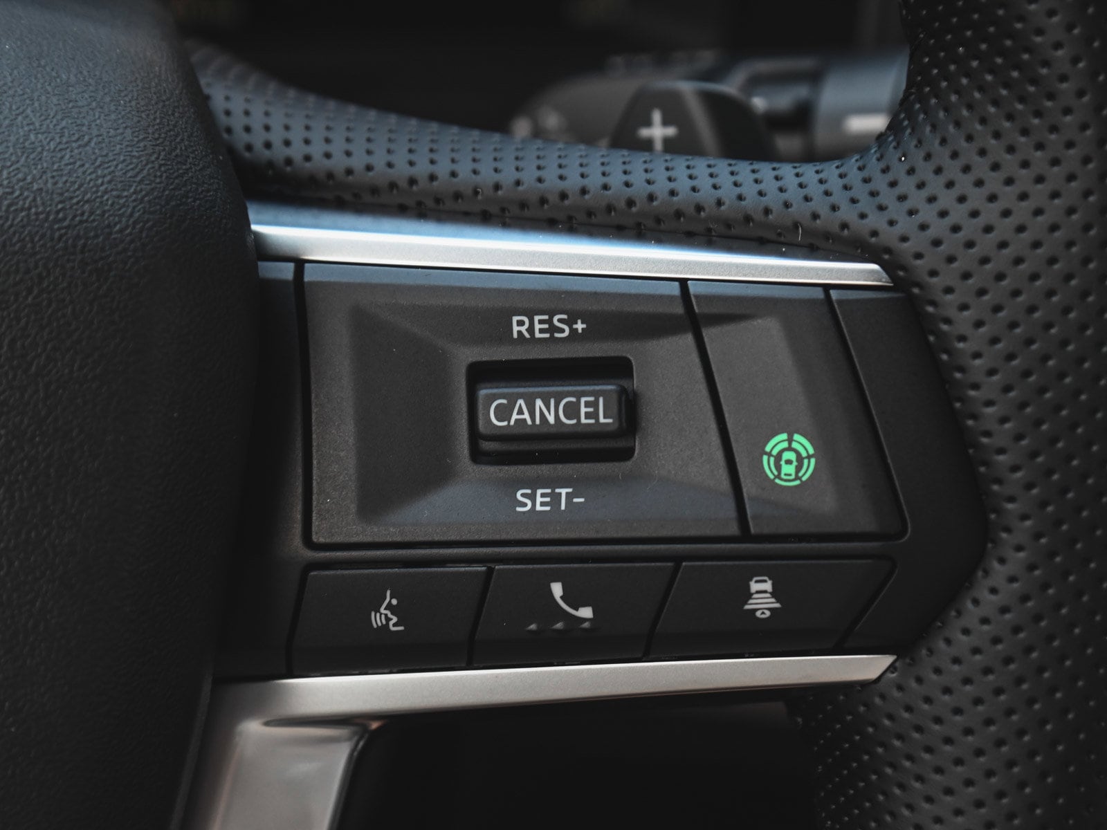 2025 Mitsubishi Outlander SE - Photo 24