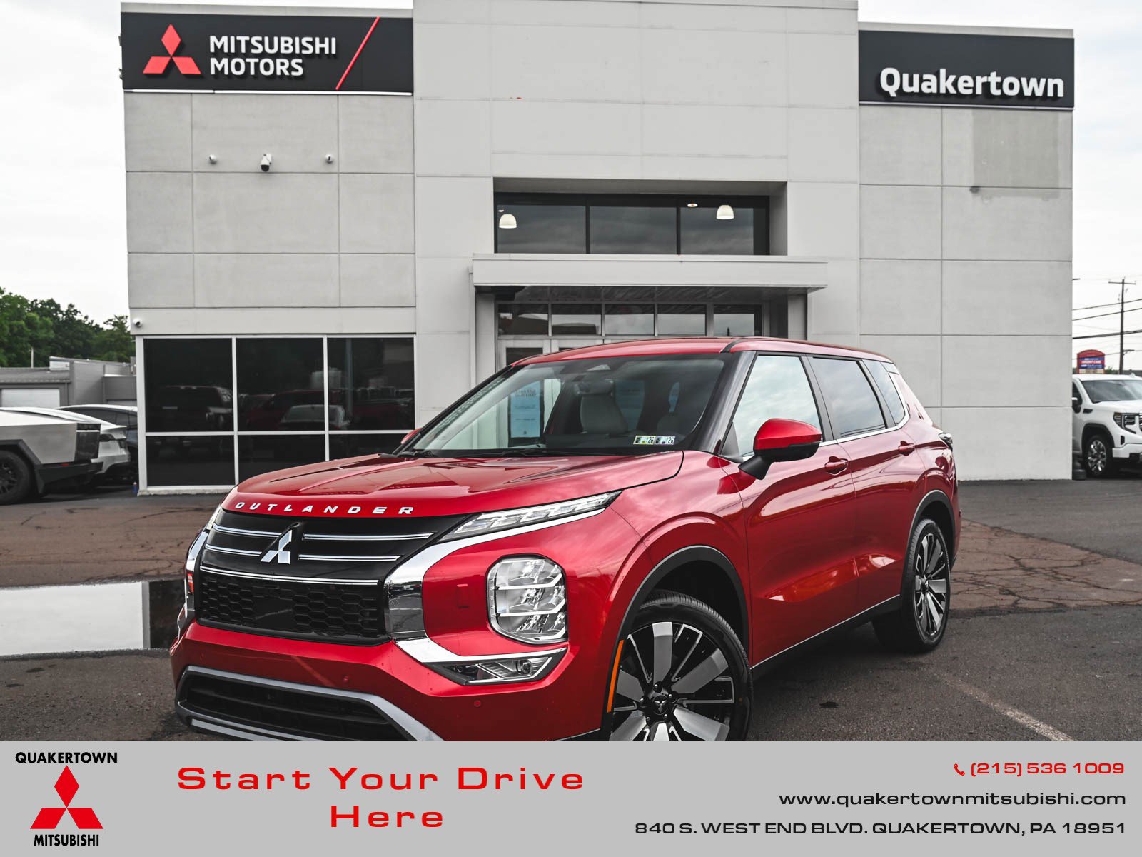 2025 Mitsubishi Outlander SE's photo