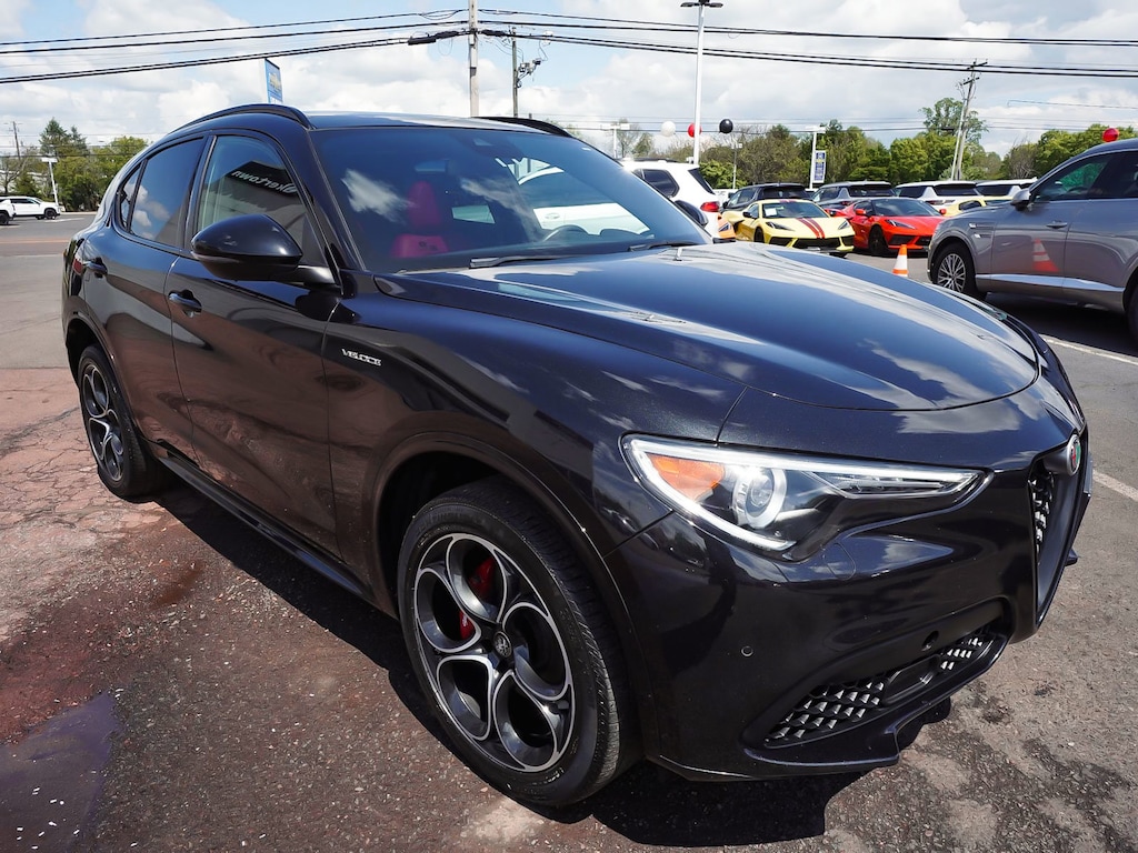 Used 2023 Alfa Romeo Stelvio Ti SUV