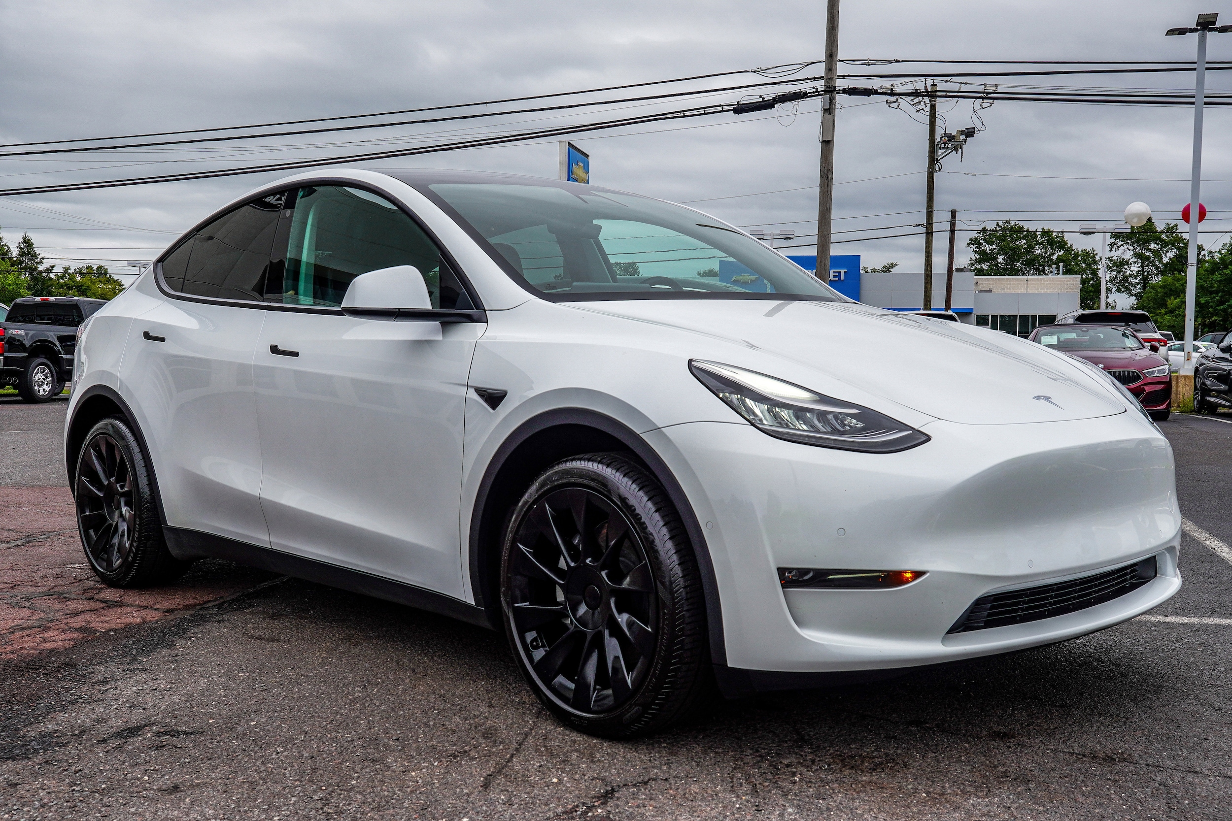 Used 2021 Tesla Model Y Long Range with VIN 5YJYGDEEXMF062006 for sale in Northfield, Minnesota