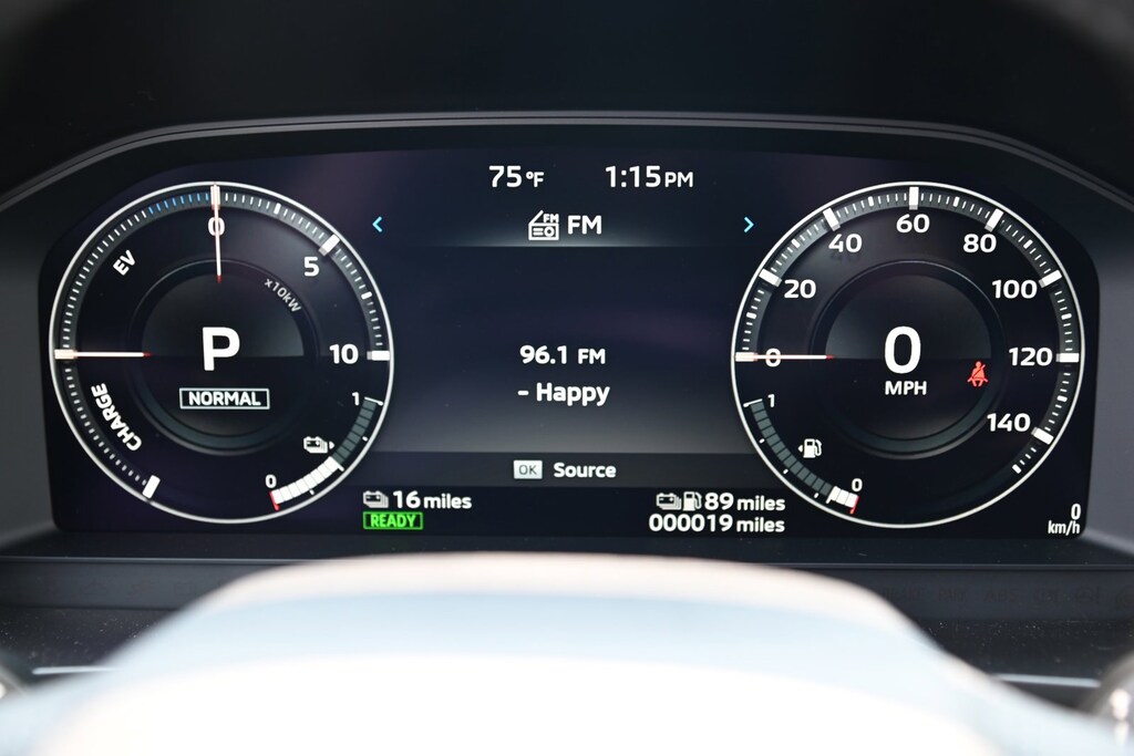 New 2023 Mitsubishi Outlander Plug-In Hybrid SEL SUV