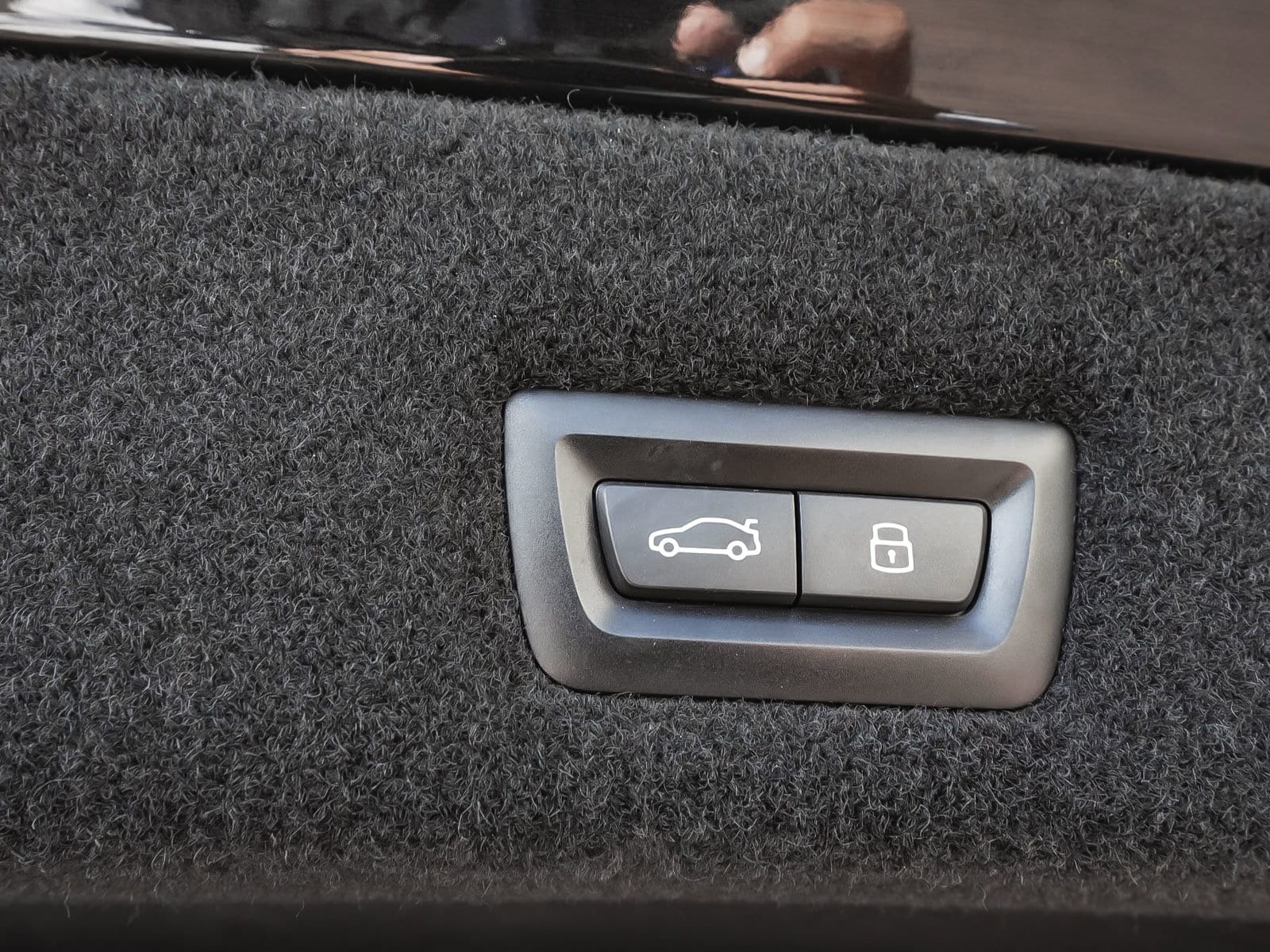 2024 BMW 7 Series 750e - Photo 50