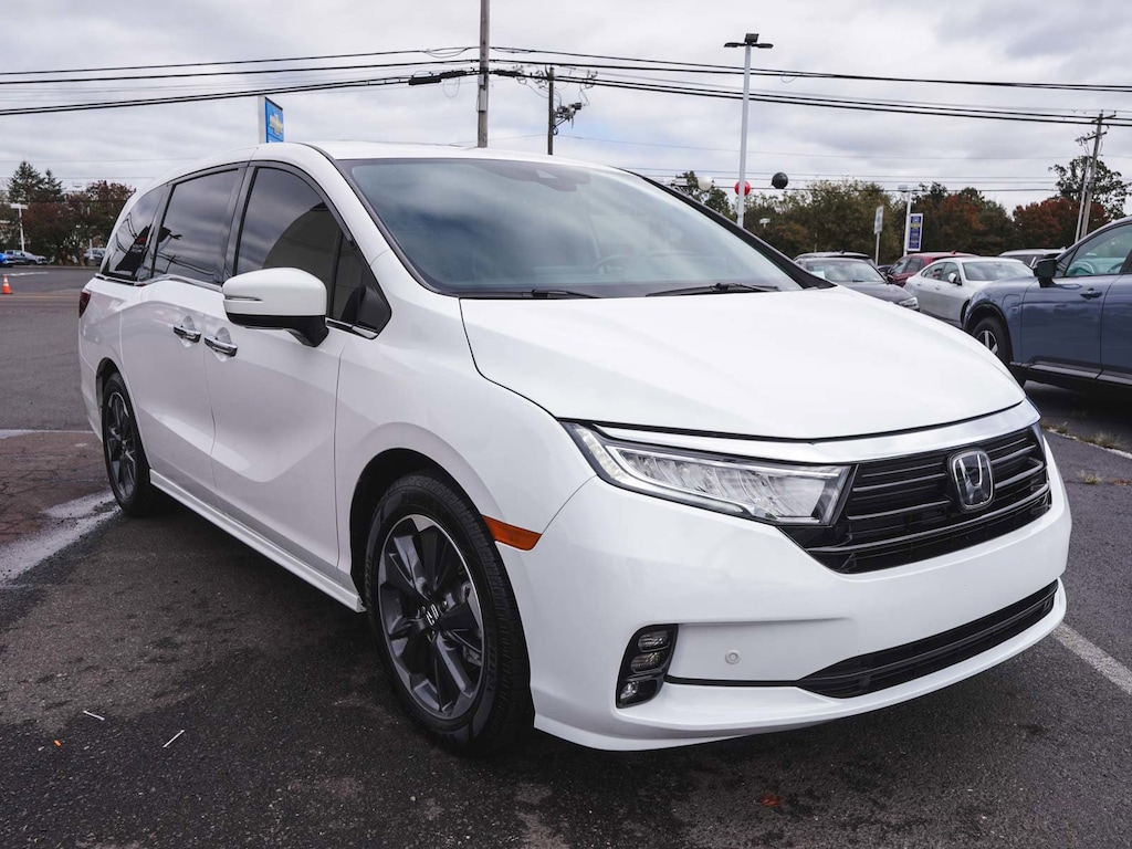 Used 2024 Honda Odyssey Elite Van