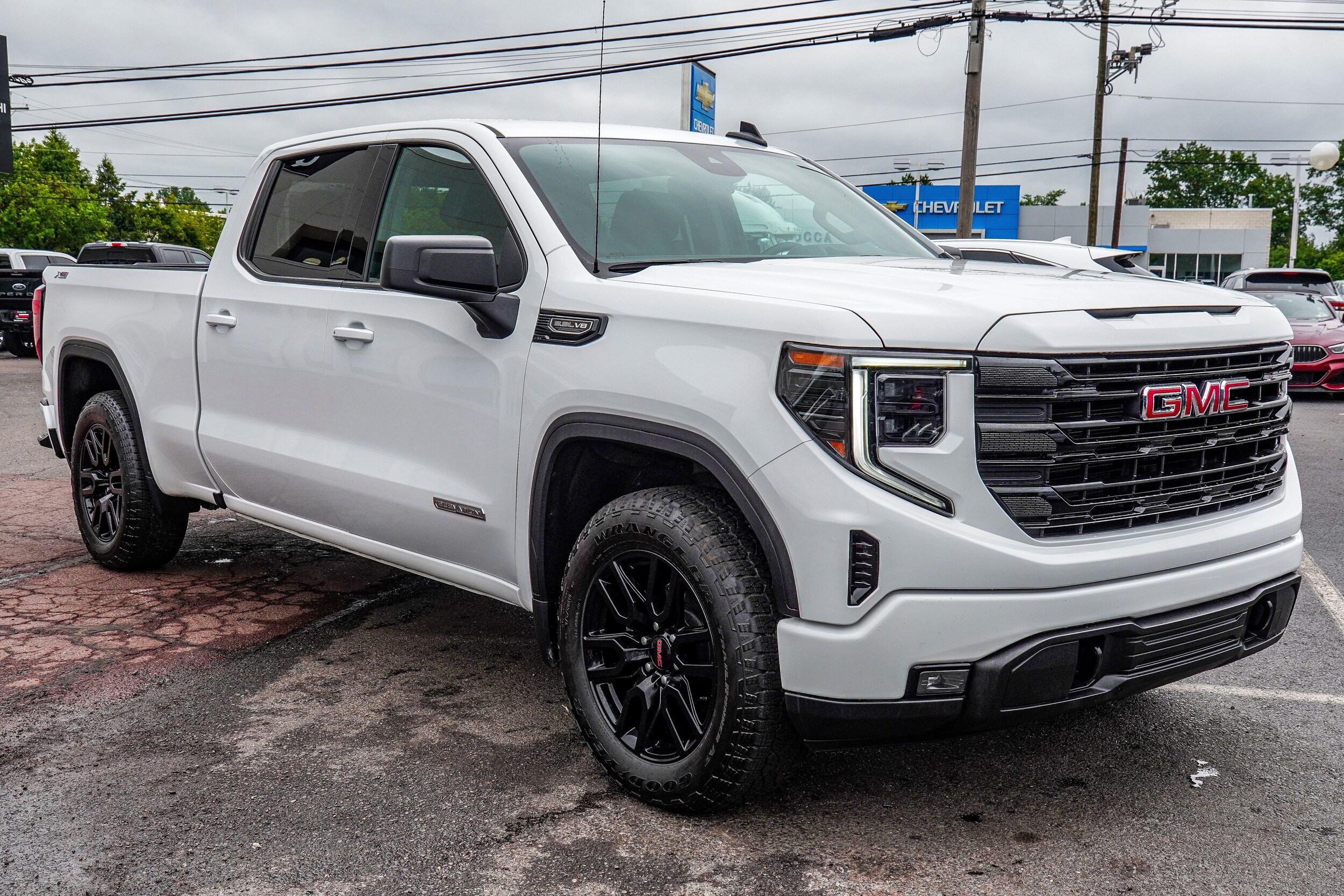 2024 Gmc Sierra 1500 Elevation photo 3