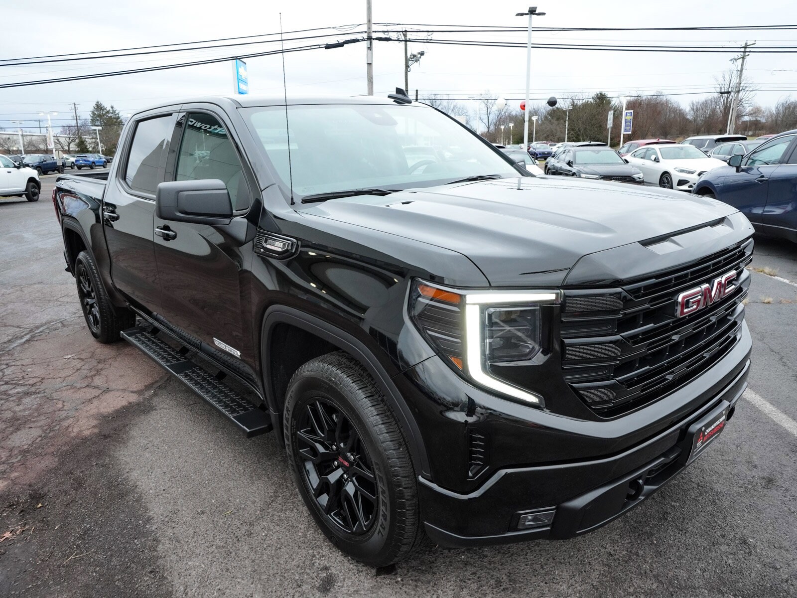 2025 Gmc Sierra 1500 Elevation photo 3