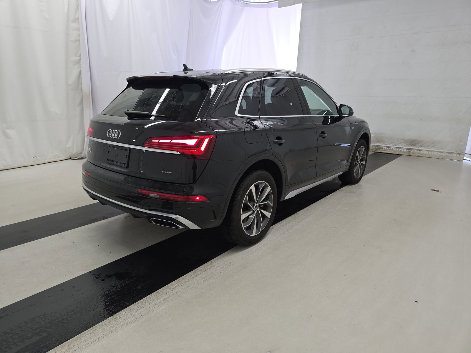 2024 Audi Q5 45 S line Premium photo 2