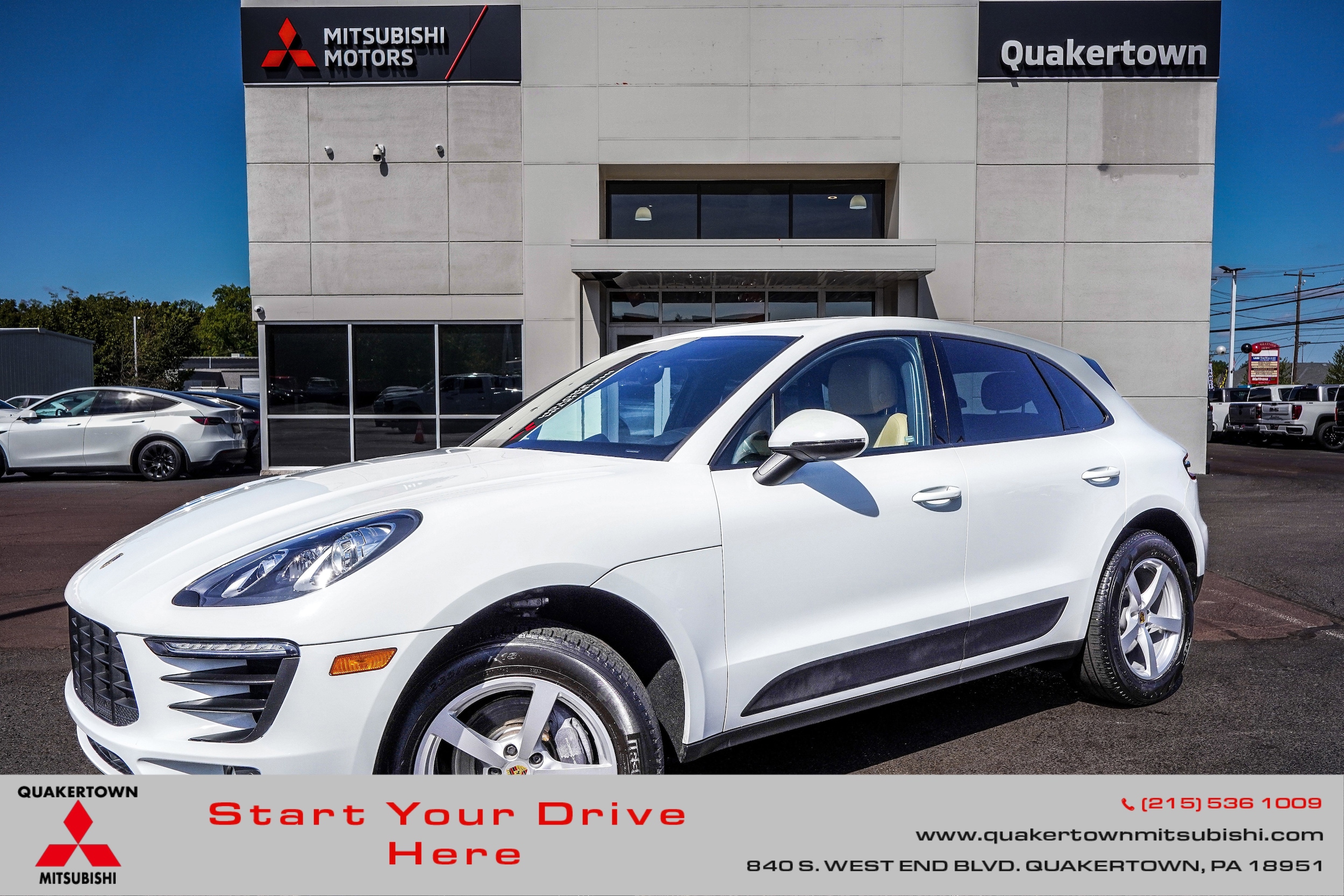 2018 Porsche Macan Base's photo