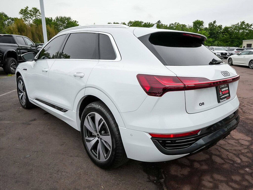 Used 2024 Audi Q8 e-tron Premium SUV