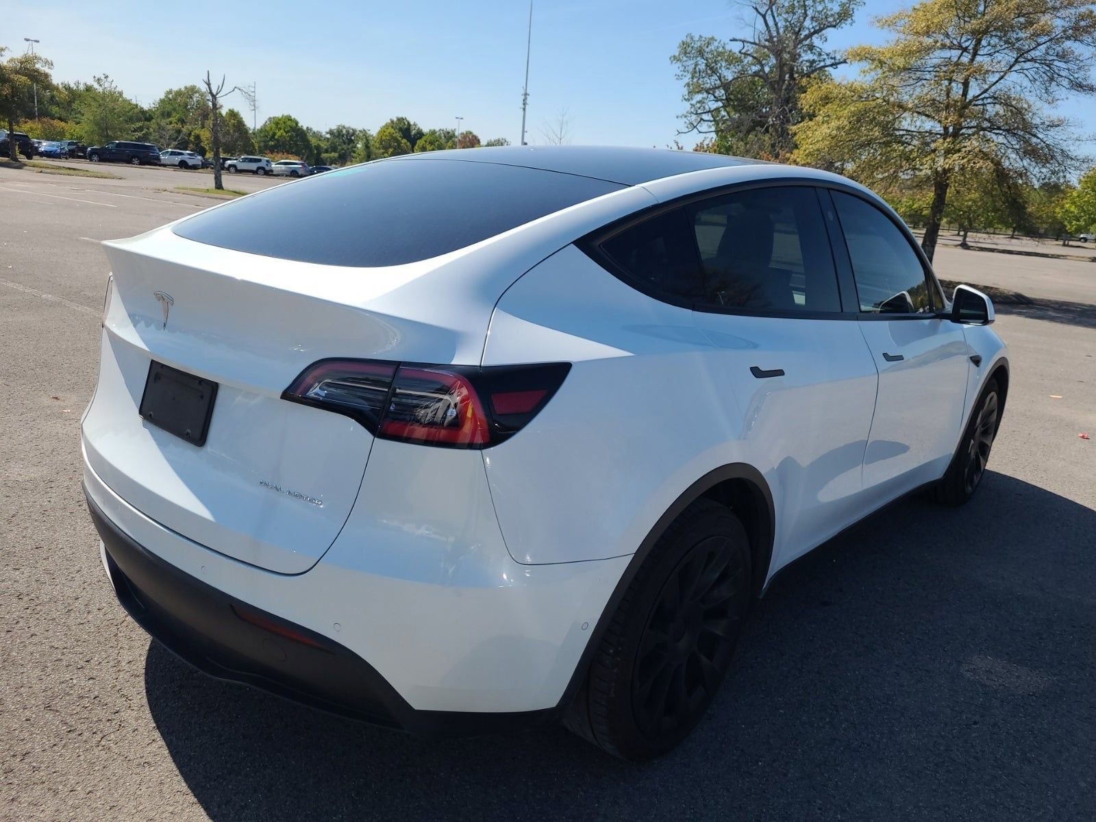 2021 Tesla Model Y Long Range photo 2