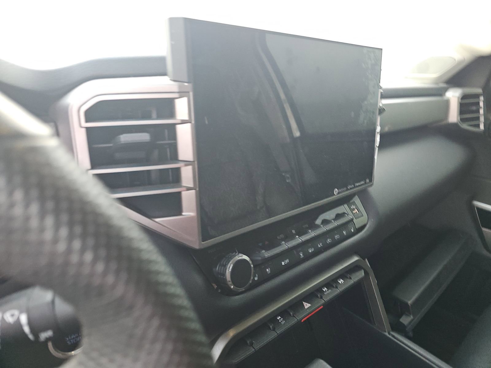 2024 Toyota Tundra Limited photo 3