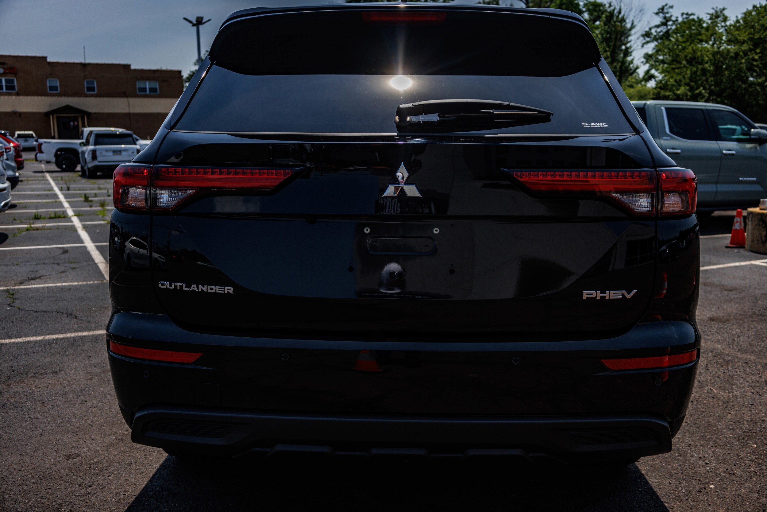 2025 Mitsubishi Outlander Plug-in Hybrid ES - Photo 6