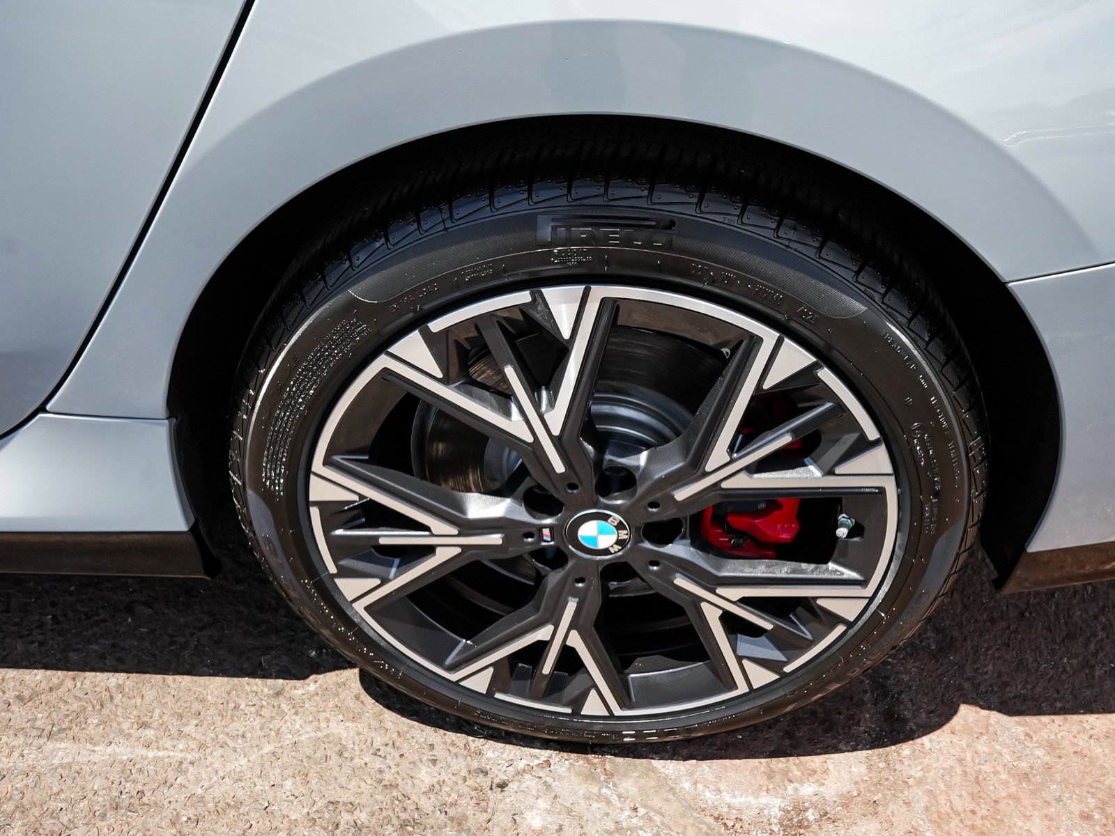 2025 BMW 2 Series M235 - Photo 7